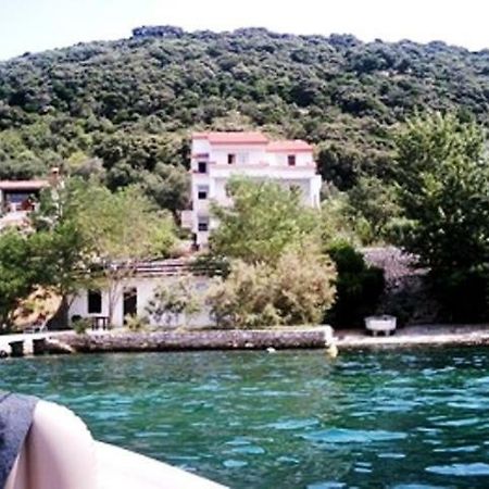 Apartman Supetarska Draga Apartment Exterior photo
